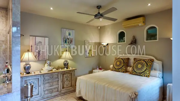 RAW22264: Exclusive 3-Bedroom Villa in Rawai: A Fusion of Maximalist Elegance and Thai Tradition. Photo #31