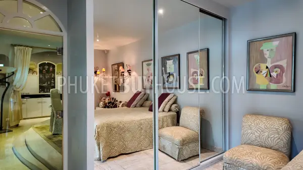 RAW22264: Exclusive 3-Bedroom Villa in Rawai: A Fusion of Maximalist Elegance and Thai Tradition. Photo #26