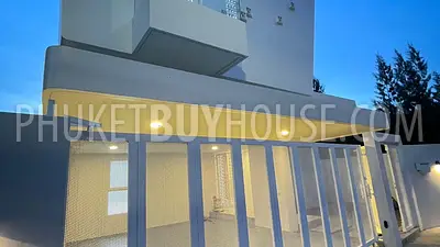KTH22270: Enjoy Beautiful Mountain Views in This 4 Bedroom Villa for Sale in Kathu. Photo #6