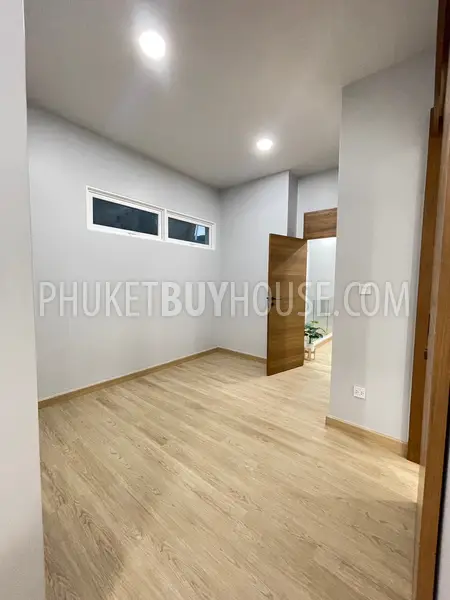 KTH22270: Enjoy Beautiful Mountain Views in This 4 Bedroom Villa for Sale in Kathu. Fotoğraf #35