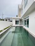 KTH22270: Enjoy Beautiful Mountain Views in This 4 Bedroom Villa for Sale in Kathu. 缩略图 #13
