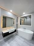KTH22270: Enjoy Beautiful Mountain Views in This 4 Bedroom Villa for Sale in Kathu. 缩略图 #27