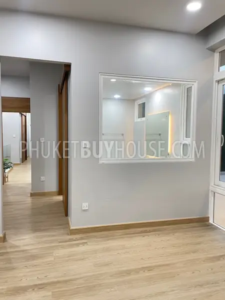KTH22270: Enjoy Beautiful Mountain Views in This 4 Bedroom Villa for Sale in Kathu. Fotoğraf #32