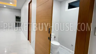 KTH22270: Enjoy Beautiful Mountain Views in This 4 Bedroom Villa for Sale in Kathu. Photo #30