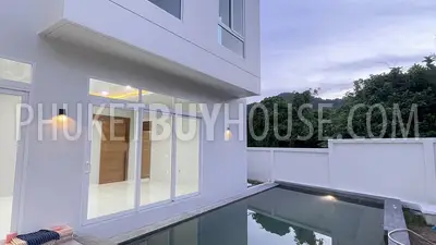 KTH22270: Enjoy Beautiful Mountain Views in This 4 Bedroom Villa for Sale in Kathu. Photo #11