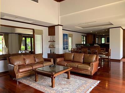 BAN6929: Magnificent Villa for Sale in Bang Tao. Photo #9