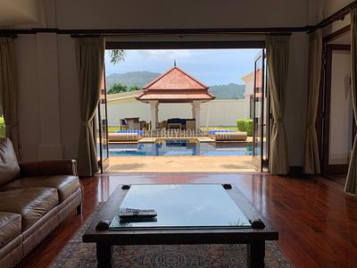 BAN6929: Magnificent Villa for Sale in Bang Tao. Photo #10