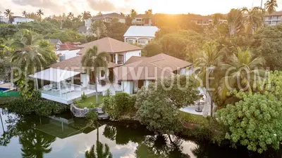 SUR6932: Lakeside villa in Surin. Photo #15