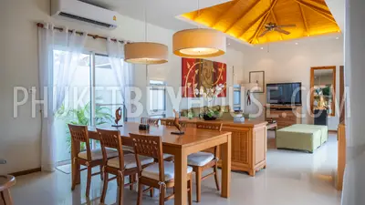 BAN6902: Asian Style 4 Bedroom Pool Villa in Laguna/Layan. Photo #4