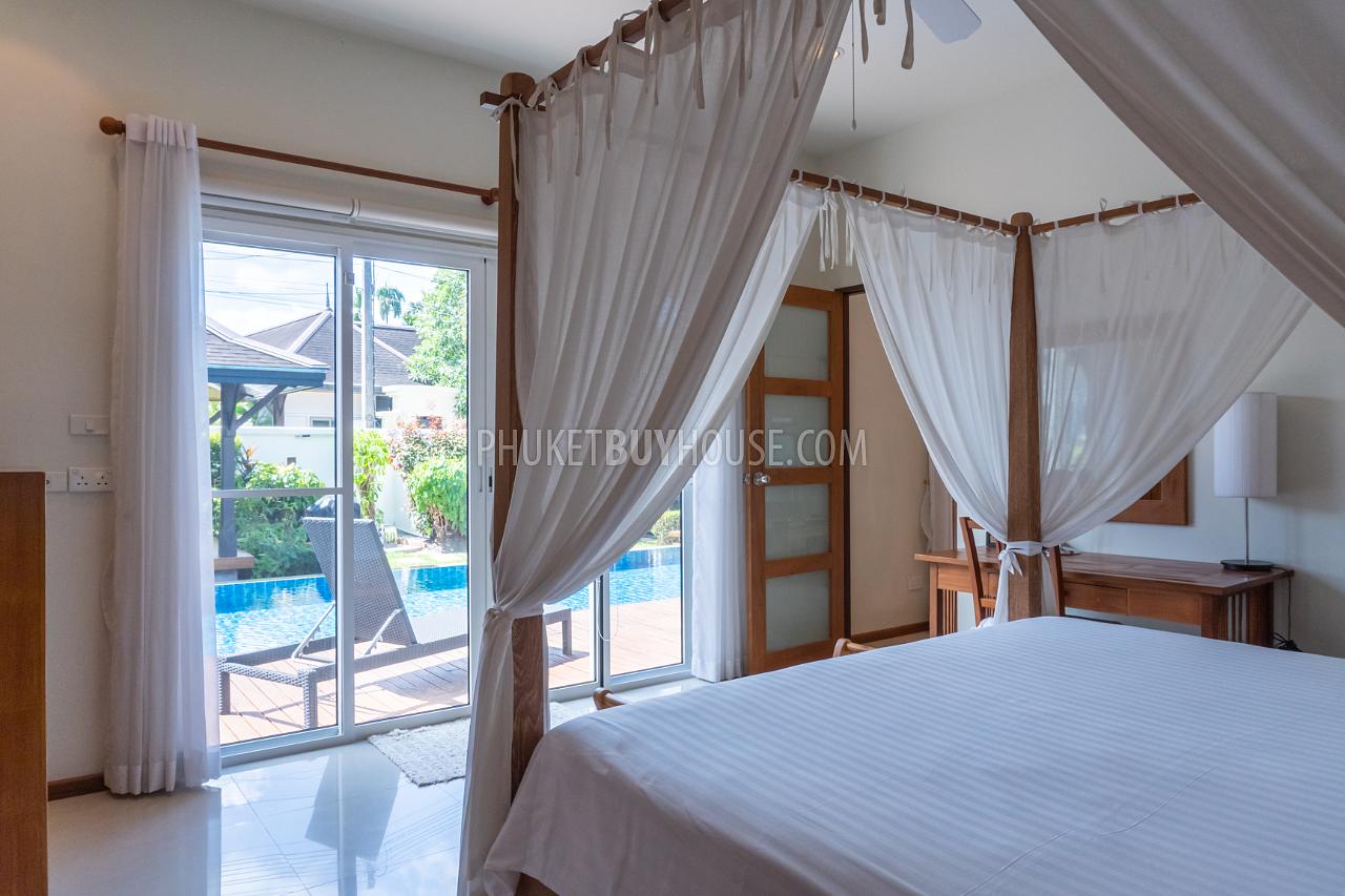 BAN6902: Asian Style 4 Bedroom Pool Villa in Laguna/Layan. Photo #38