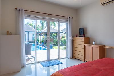 BAN6902: Asian Style 4 Bedroom Pool Villa in Laguna/Layan. Photo #56