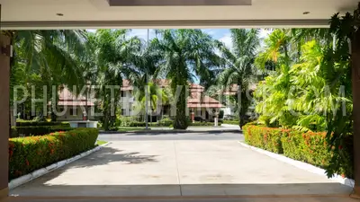 LAG6873: Luxury Villa for Sale in Laguna. Photo #7