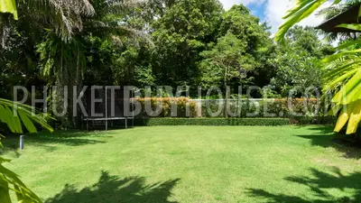 LAG6873: Luxury Villa for Sale in Laguna. Photo #9