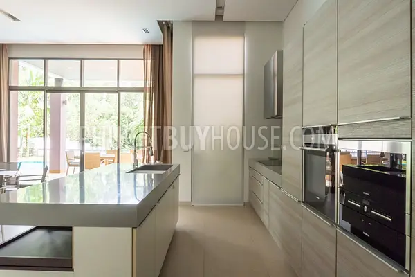 LAG6873: Luxury Villa for Sale in Laguna. Fotoğraf #18
