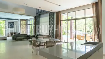 LAG6873: Luxury Villa for Sale in Laguna. Photo #29