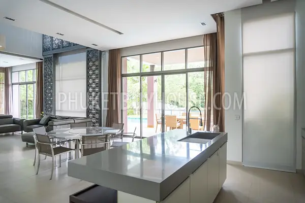 LAG6873: Luxury Villa for Sale in Laguna. Fotoğraf #41