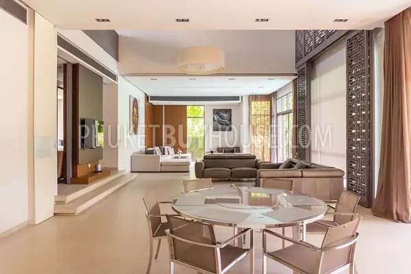 LAG6873: Luxury Villa for Sale in Laguna. Fotoğraf #47