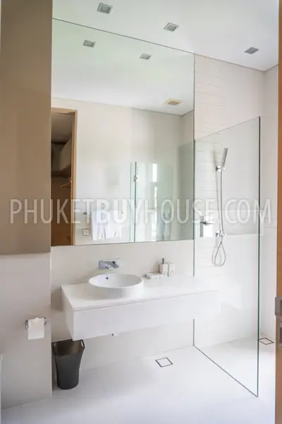 LAG6873: Luxury Villa for Sale in Laguna. Fotoğraf #32