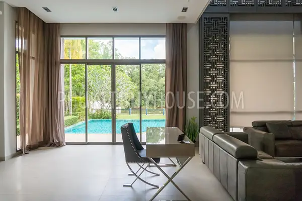 LAG6873: Luxury Villa for Sale in Laguna. Fotoğraf #84