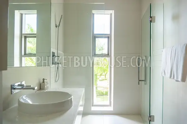 LAG6873: Luxury Villa for Sale in Laguna. Fotoğraf #37