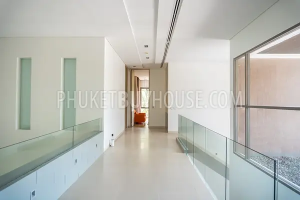 LAG6873: Luxury Villa for Sale in Laguna. Fotoğraf #45