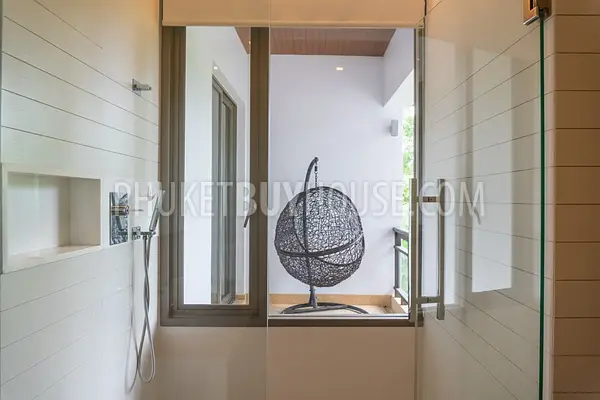 LAG6873: Luxury Villa for Sale in Laguna. Fotoğraf #96