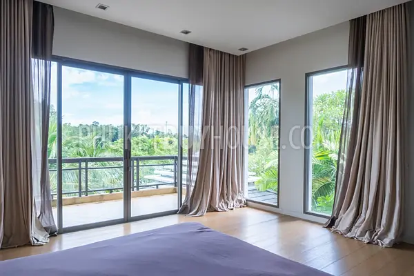 LAG6873: Luxury Villa for Sale in Laguna. Fotoğraf #94