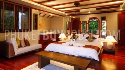 PAT6907: Villa with Luxurious Sea View in Patong. Photo #15