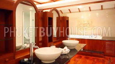 PAT6907: Villa with Luxurious Sea View in Patong. Photo #18