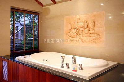 PAT6907: Villa with Luxurious Sea View in Patong. Photo #19