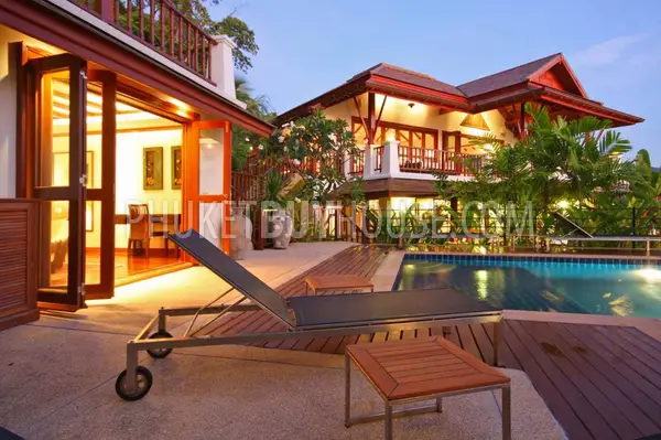 PAT6907: Villa with Luxurious Sea View in Patong. Photo #24
