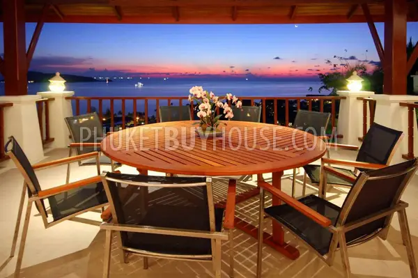 PAT6907: Villa with Luxurious Sea View in Patong. Photo #29