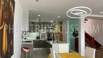 PAT6912: Townhouse with Sea View in Patong. Photo #12
