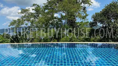 PAT6912: Townhouse with Sea View in Patong. Photo #18